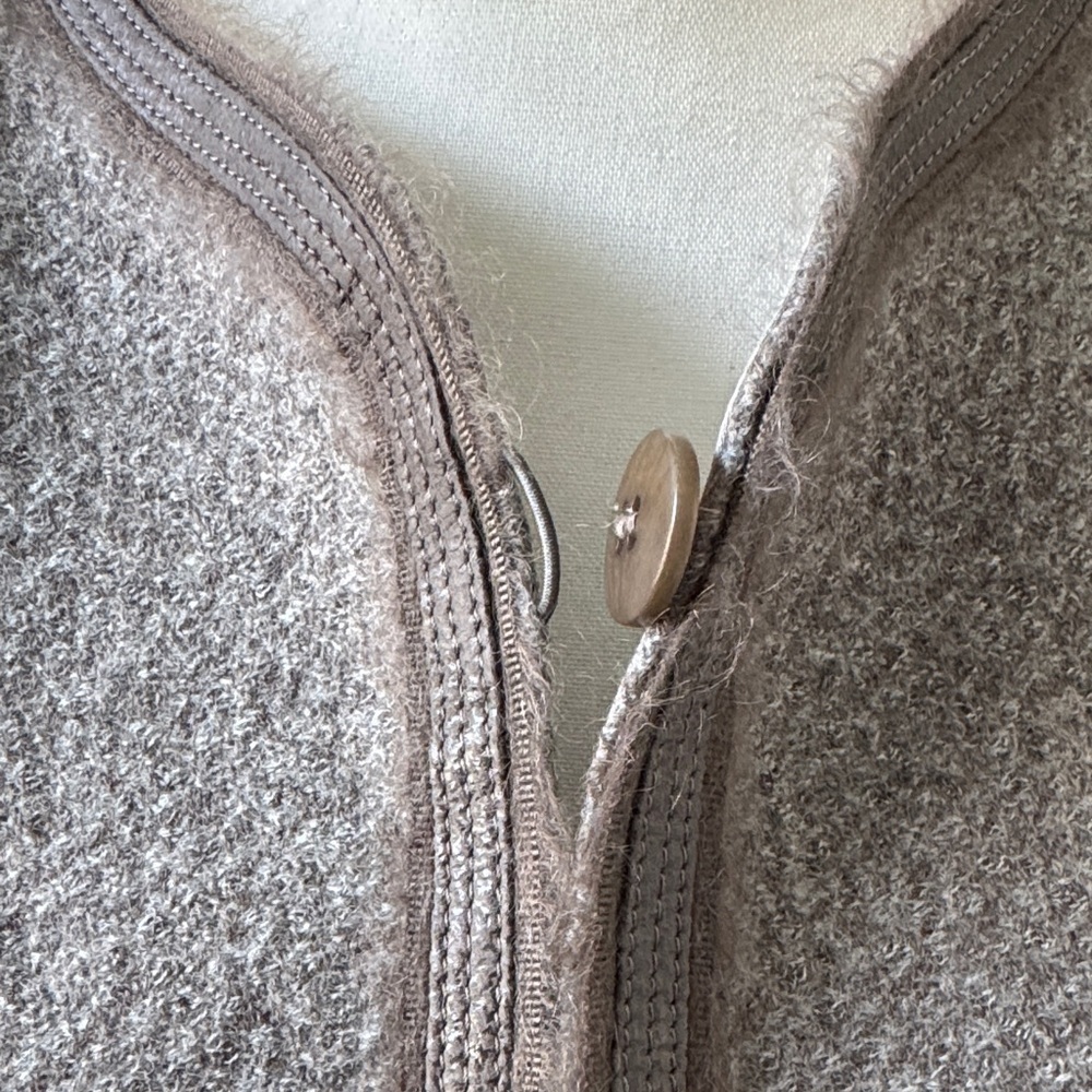 Armani Collezioni Taupe Wool Blazer size 12 - Picture 5 of 10